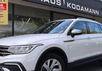 VW Tiguan Allspace 72.065 km 24.950 &euro; Rheda-Wiedenbrück 33378