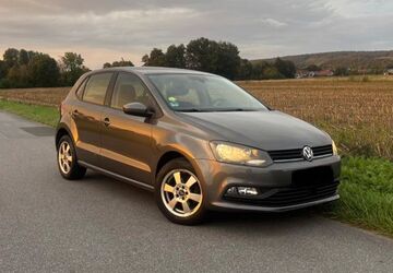 VW Polo 182.000 km 6.390 &euro; Halle Westfalen 33790