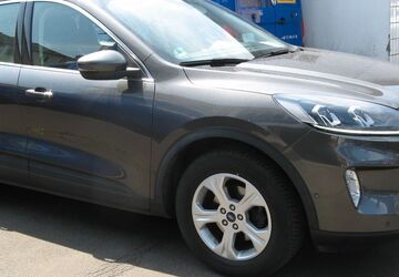 Ford Kuga 139.000 km 16.900 &euro; Bielefeld 33613